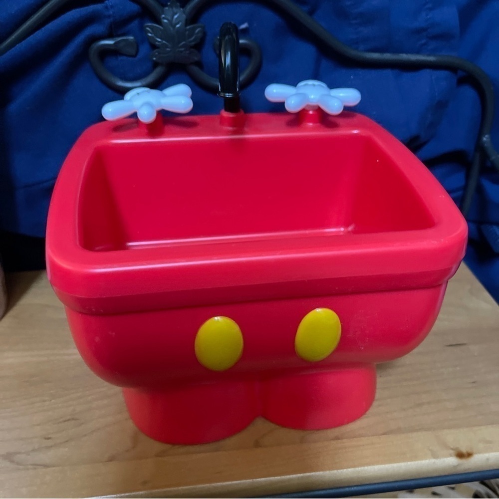 Disney Parks Mickey Mouse Pants Red Ice Cream Bowl Kitchen Sink bowl Container